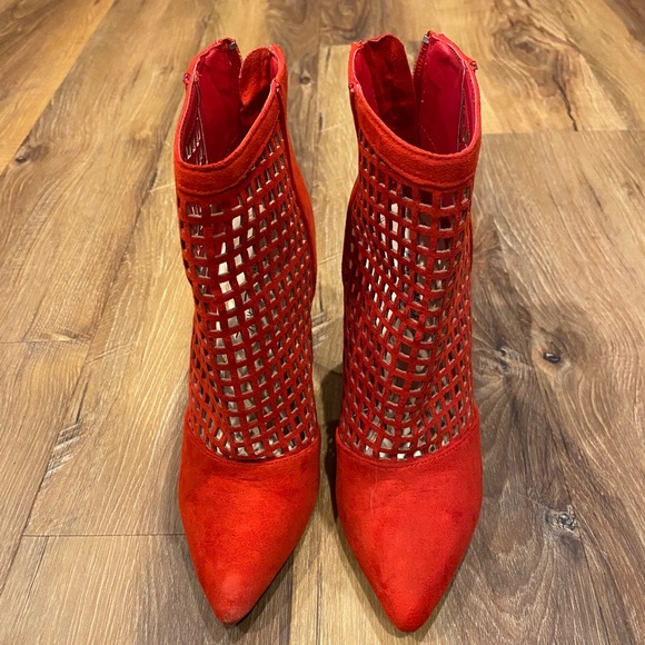 Red Spike Booties - Picture 2 of 3